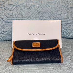 Dooney and Bourke Continental Clutch wallet Penelope Midnight Blue